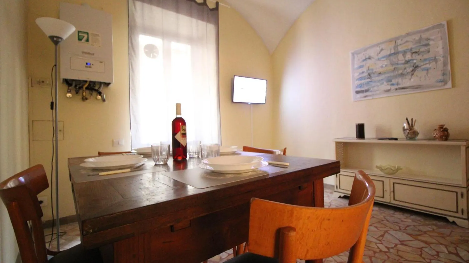 The House Of Painting Apartment Siena